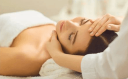 フェイシャル+ヘッドケア 香気水使用【女性専用】のサロンイメージ